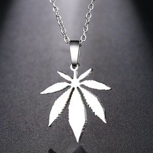 🎀 Refine Maple Leaves Delicate Dainty 925 Silver Plated Necklace, EVGG1078